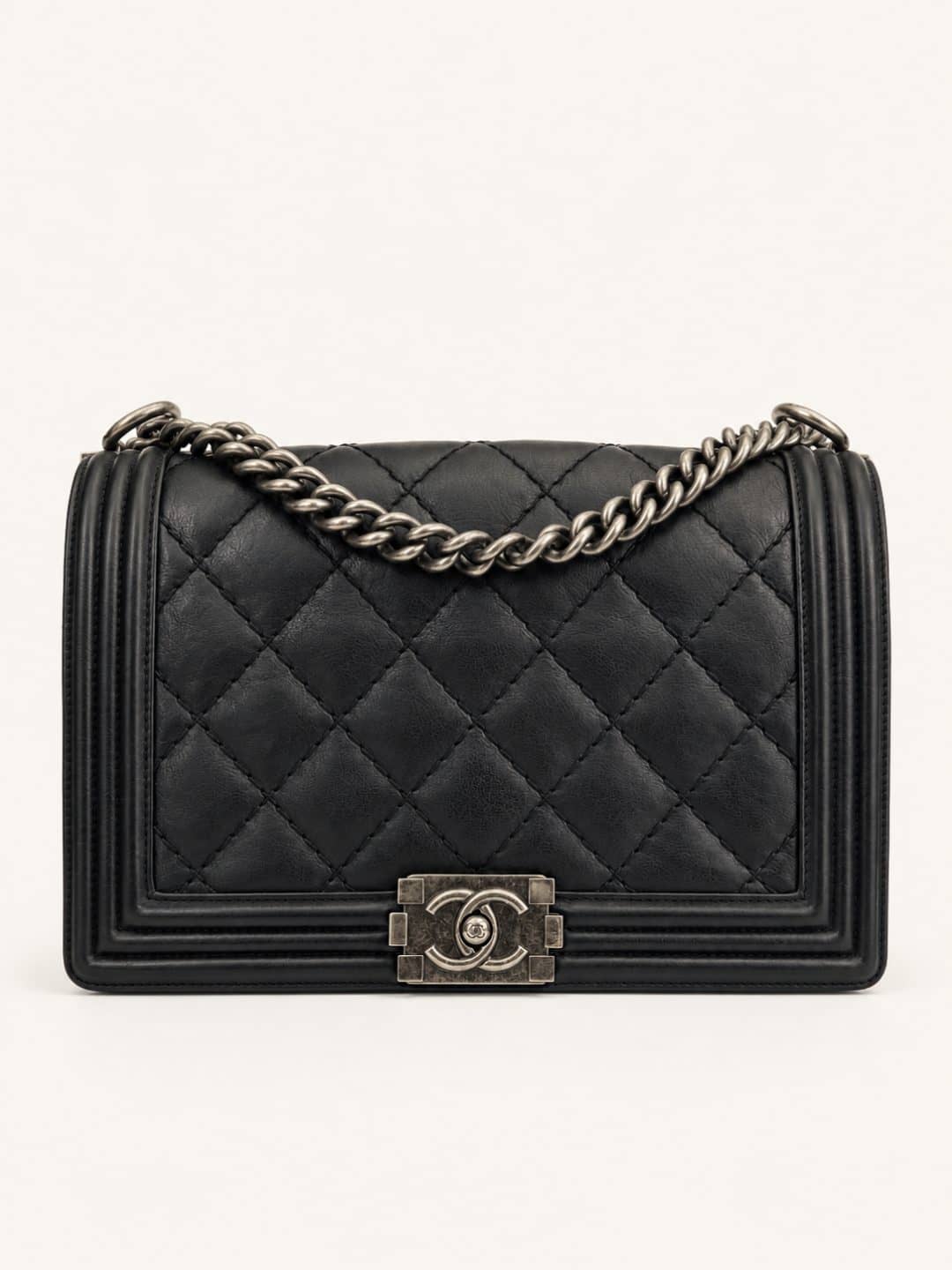 CHANEL, Клатчи и вечерние сумки, Сумка женская CHANEL BOY