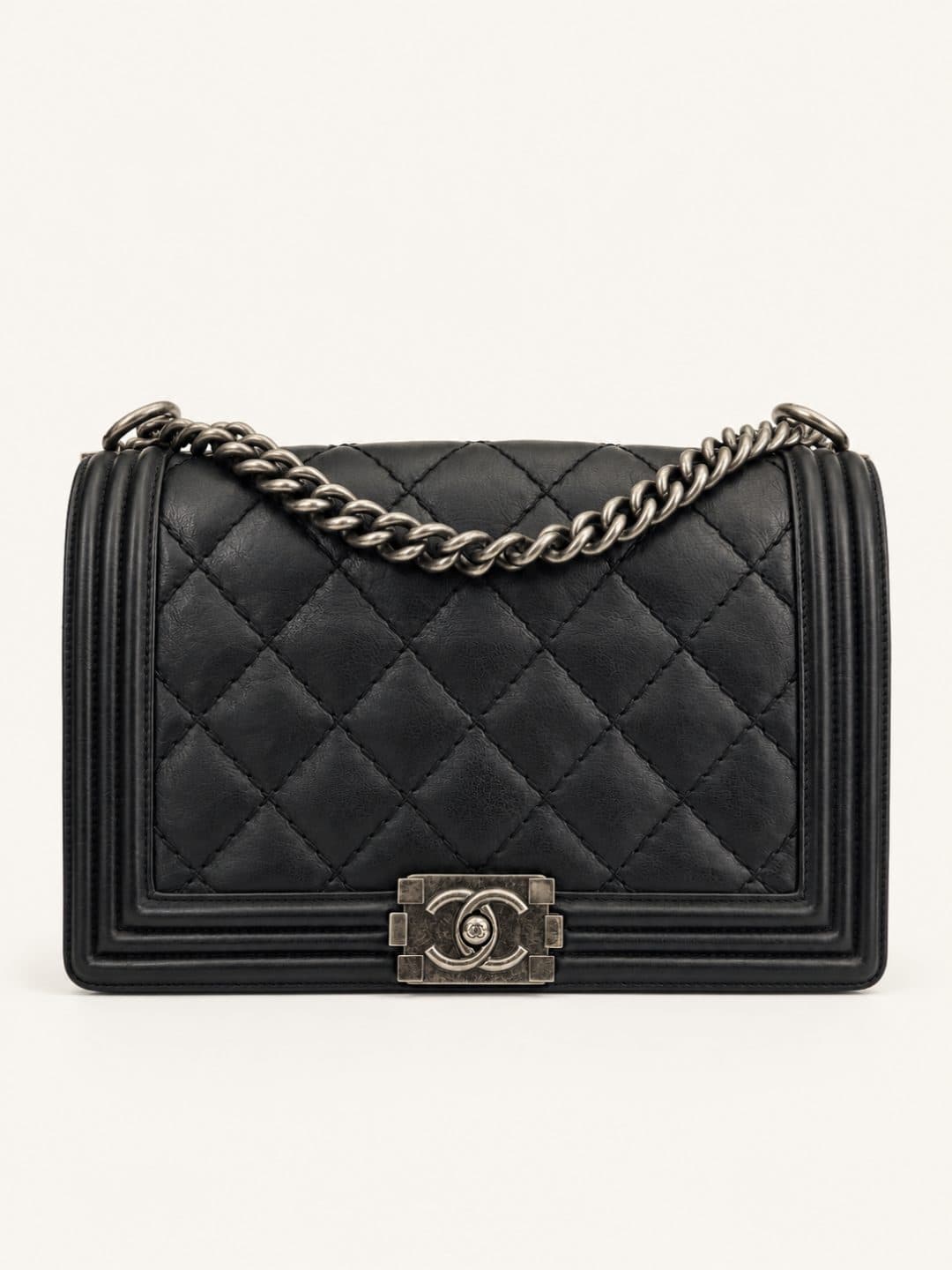 CHANEL, Клатчи и вечерние сумки, Сумка женская CHANEL BOY