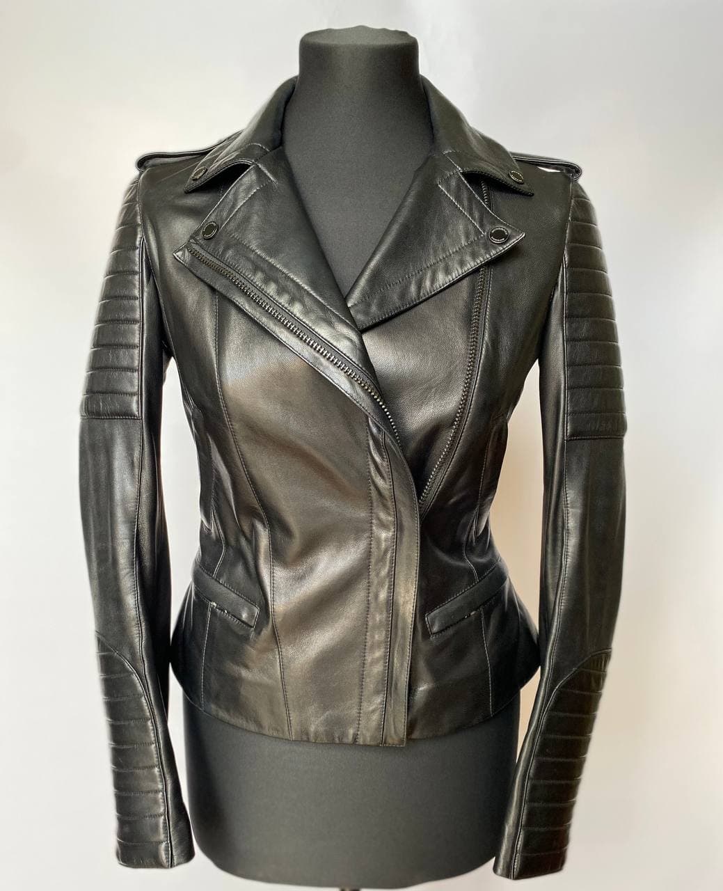 Burberry, Куртки, Куртка- косуха из гладкой кожи, фото 2